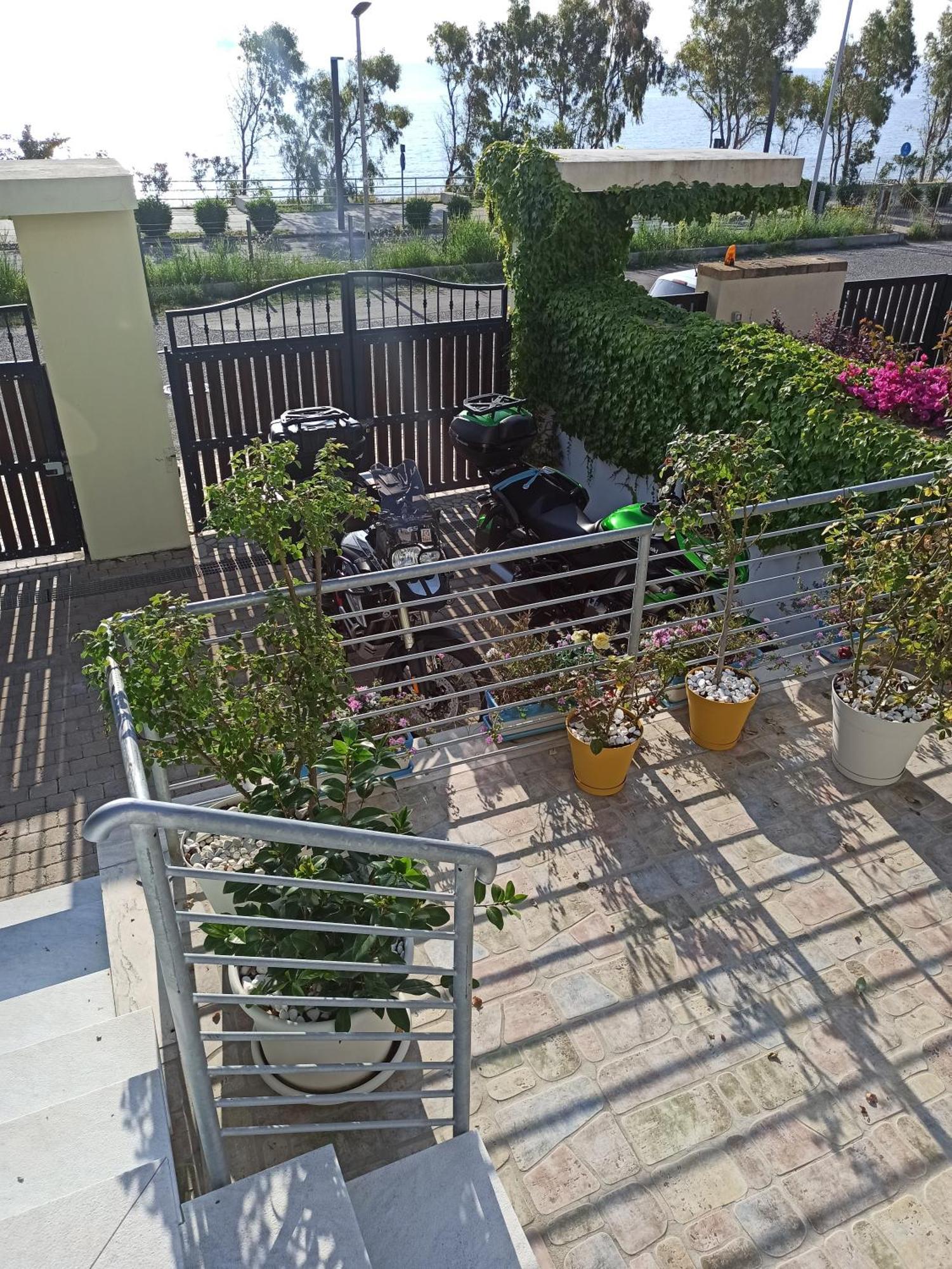 Almare B&B โครโตเน ภายนอก รูปภาพ